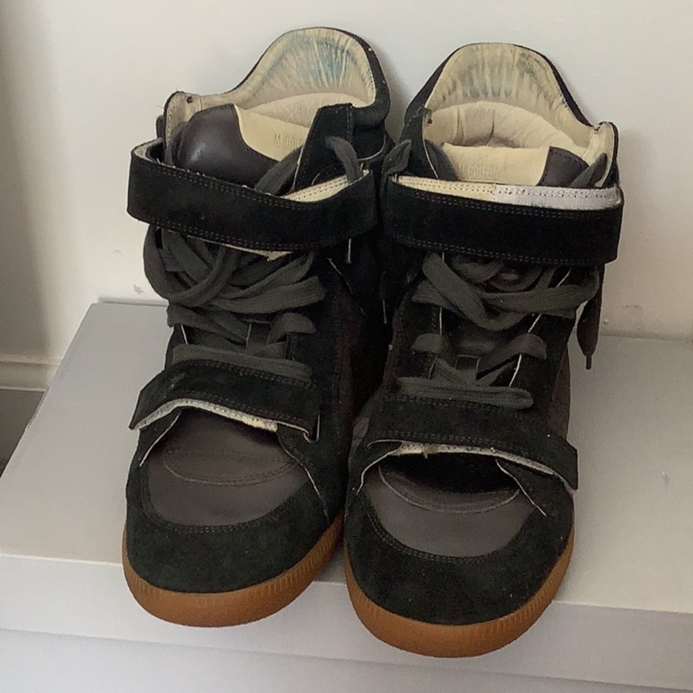 M.GRIFFONI Mens high top sneakers